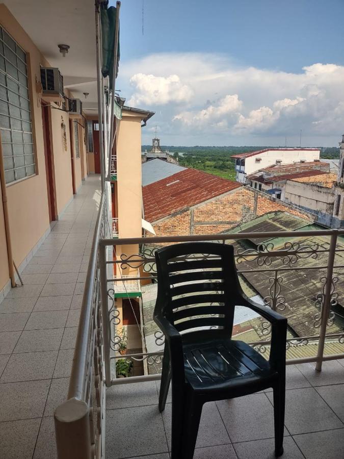 Hotel Sol Y Luna Икитос Екстериор снимка