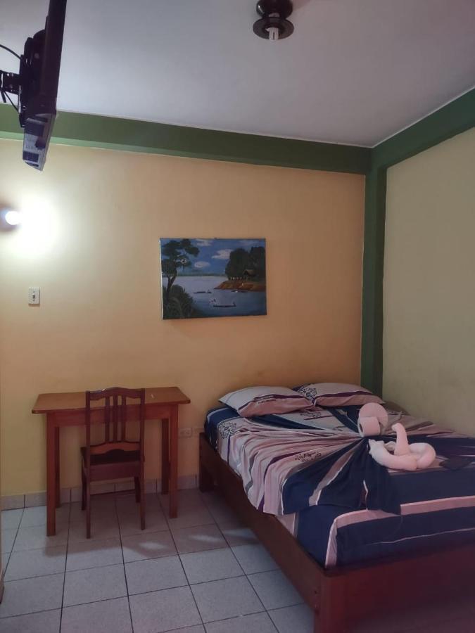 Hotel Sol Y Luna Икитос Екстериор снимка